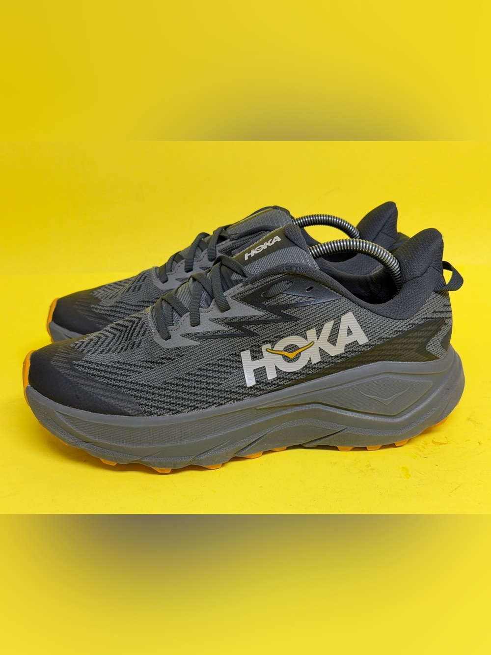 Hoka Challenger 8 GTX Men's Trail Running Shoes GORE-TEX Asphalt 10D WORN ONCE